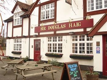 Sir Douglas Haig Inn Effingham Extérieur photo